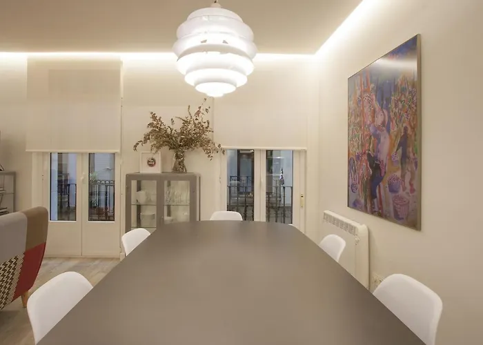 Ku By Oldtown Сан-Себастьян